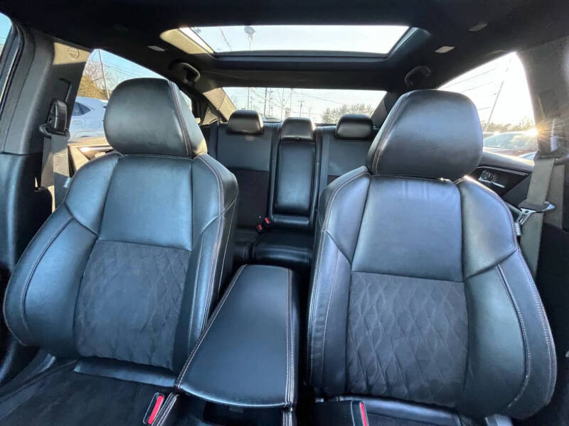 2022 Nissan Maxima 3.5 SR