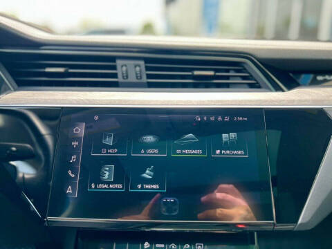 2024 Audi Q8 e-tron quattro Premium Plus