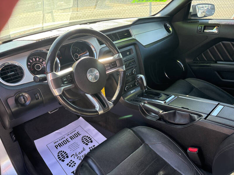 2014 Ford Mustang V6 Premium