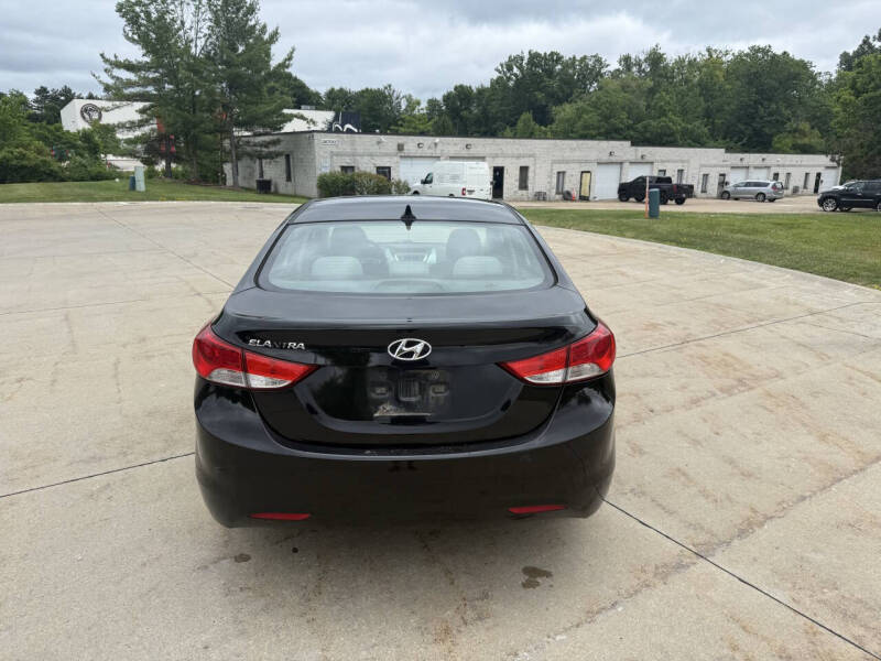 2011 Hyundai Elantra GLS
