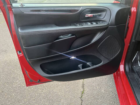 2014 Dodge Grand Caravan SXT 30th Anniversary