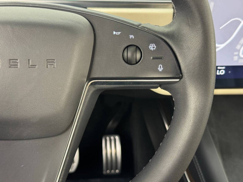 2023 Tesla Model X Standard Range