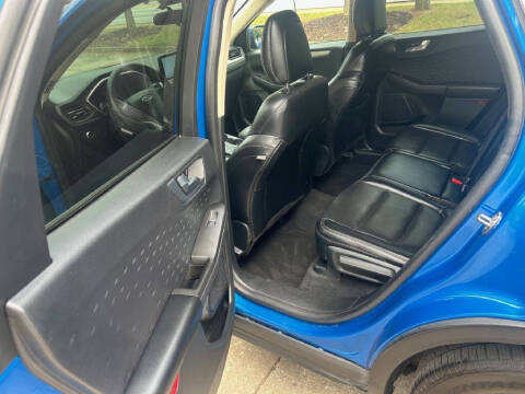 2020 Ford Escape SEL