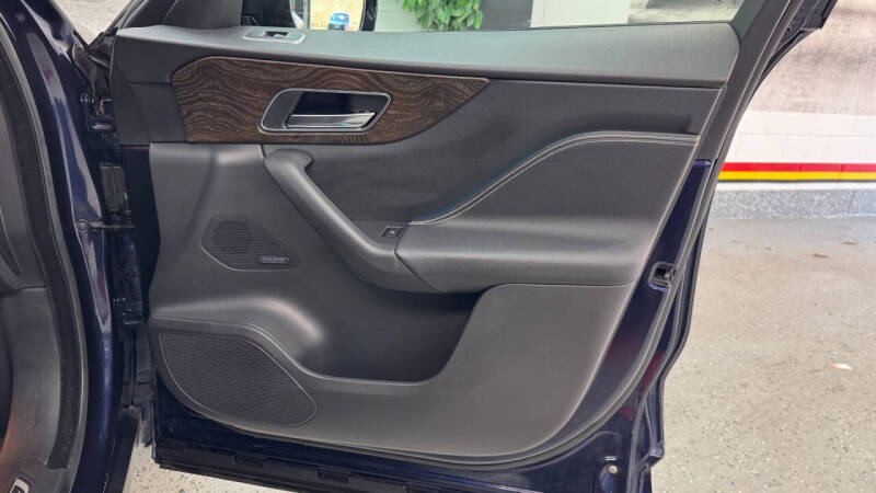 2017 Jaguar F-PACE S