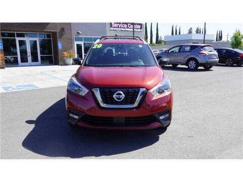 2020 Nissan Kicks SR
