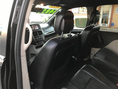 2020 Dodge Grand Caravan SXT