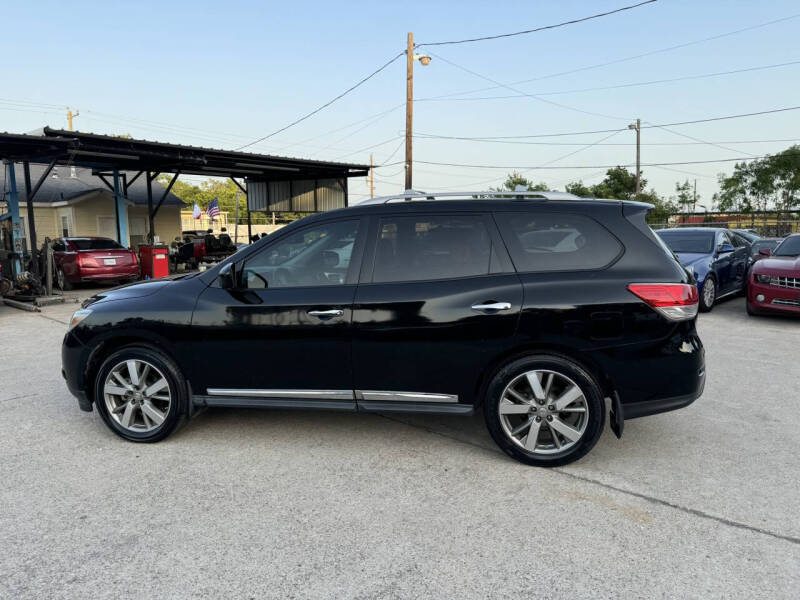 2013 Nissan Pathfinder Platinum