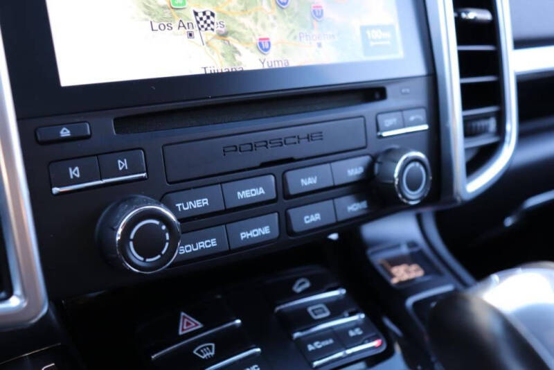 2018 Porsche Cayenne S