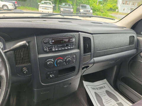 2004 Dodge Ram 1500 ST