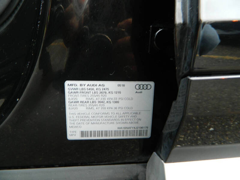 2018 Audi Q5 2.0T quattro Premium Plus