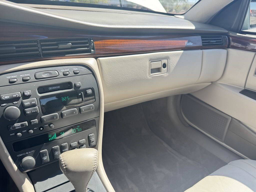 1996 Cadillac Seville 16