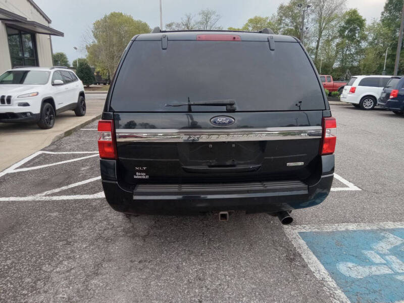 2017 Ford Expedition EL XLT