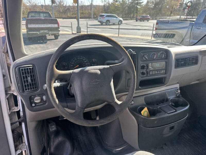 2000 Chevrolet Express 3500