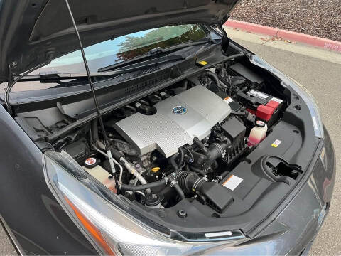 2017 Toyota Prius Two