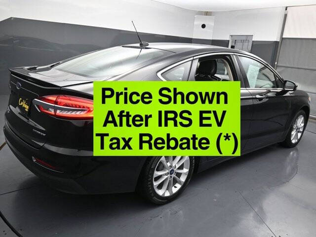Used 2019 Ford Fusion Energi Titanium with VIN 3FA6P0SU5KR266693 for sale in Conshohocken, PA
