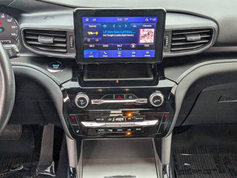 2022 Ford Explorer ST-Line