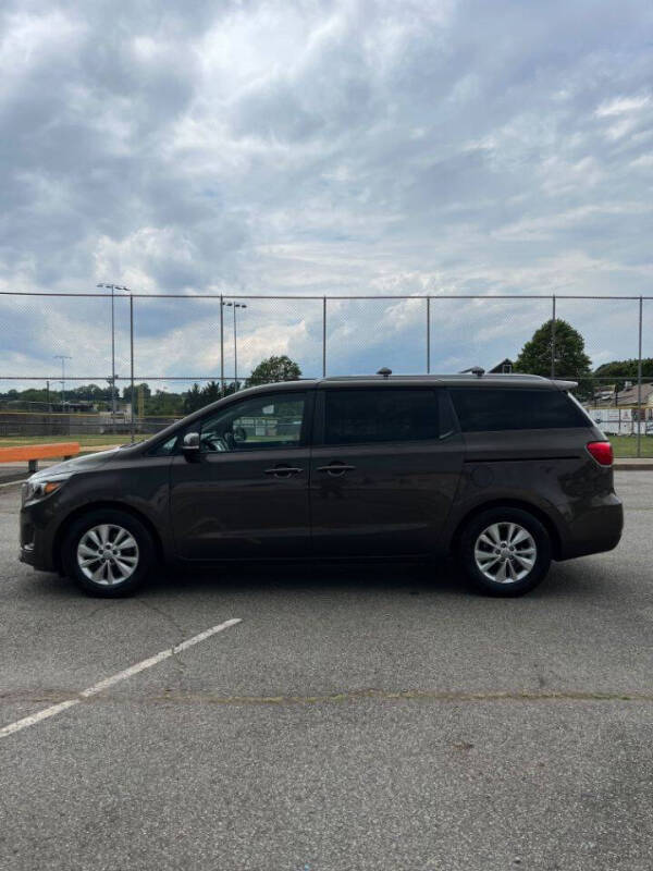2016 Kia Sedona LX