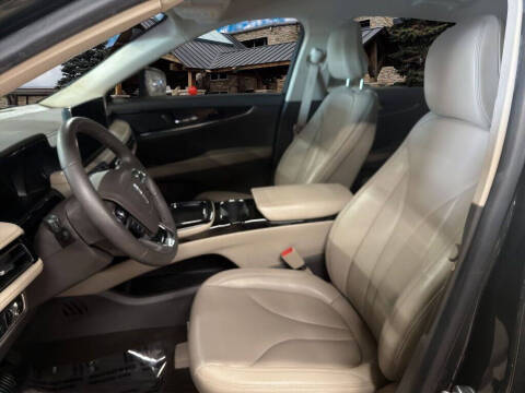 2022 Lincoln Nautilus Standard