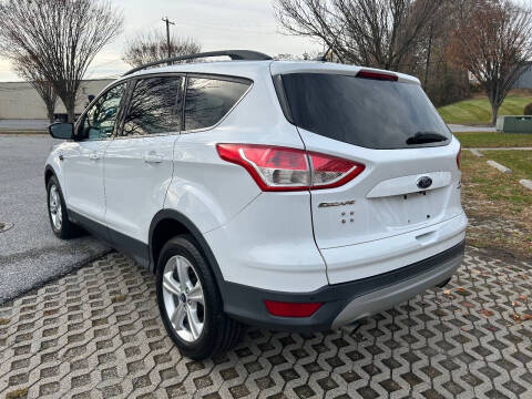 2015 Ford Escape SE