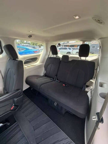 2017 Chrysler Pacifica Touring