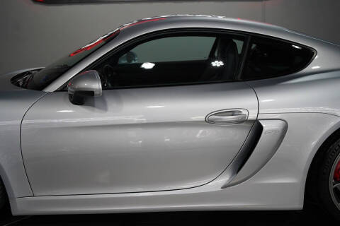 2016 Porsche Cayman GT4