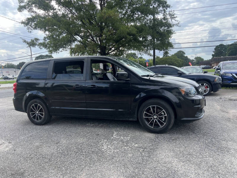2017 Dodge Grand Caravan SE