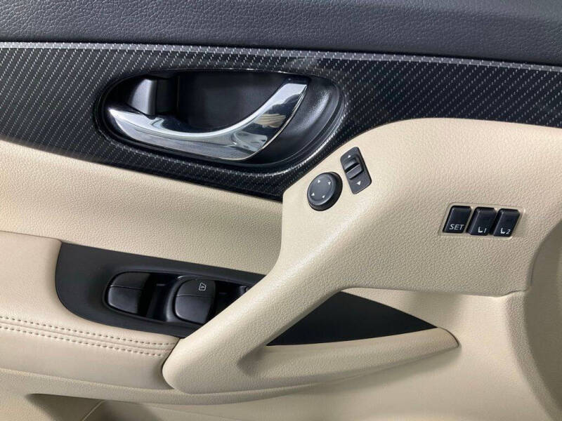 2019 Nissan Rogue SL