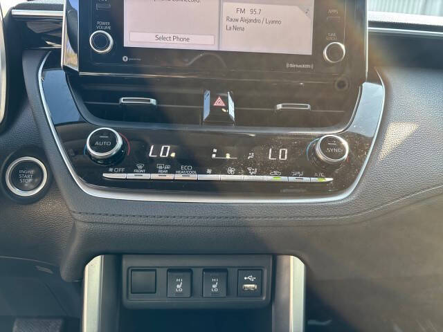 2022 Toyota Corolla Cross XLE