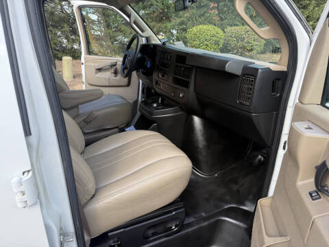 2019 Chevrolet Express 2500