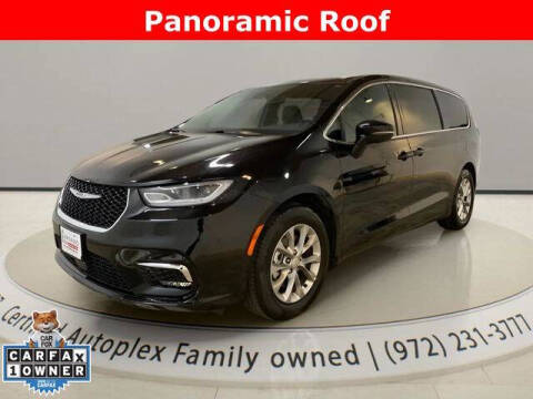 2026 Chrysler Pacifica Limited Photo