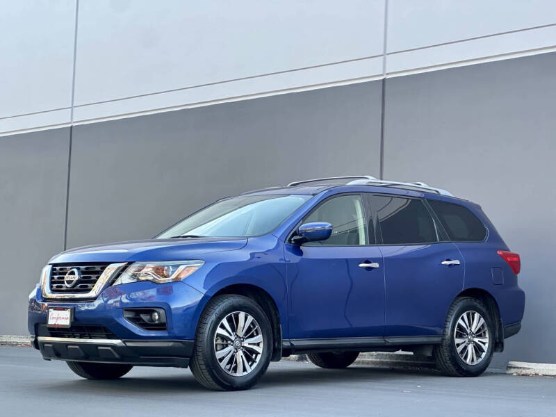 2019 Nissan Pathfinder SV