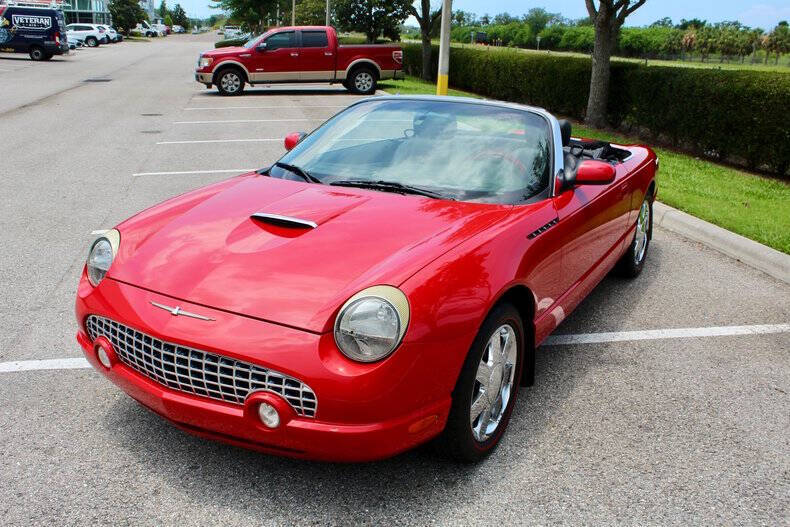 2002 Ford Thunderbird Deluxe