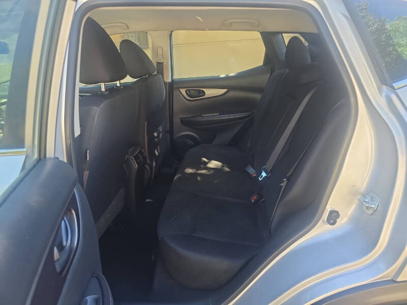 2017 Nissan Rogue Sport S