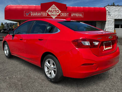 2017 Chevrolet Cruze LT Auto