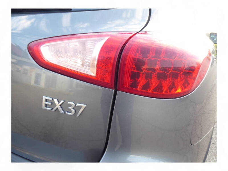 2013 Infiniti EX37