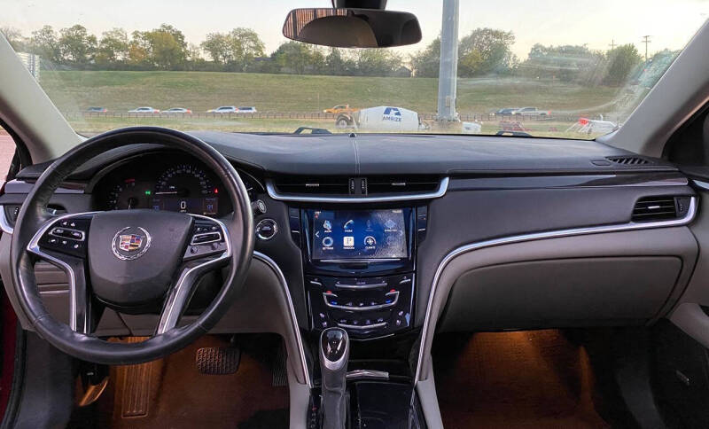 2014 Cadillac XTS Luxury Collection