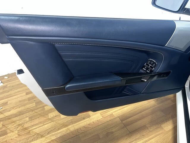 2011 Aston Martin DBS Volante