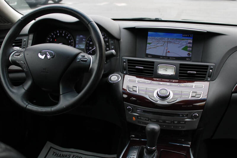 2018 Infiniti Q70L 3.7 Luxe