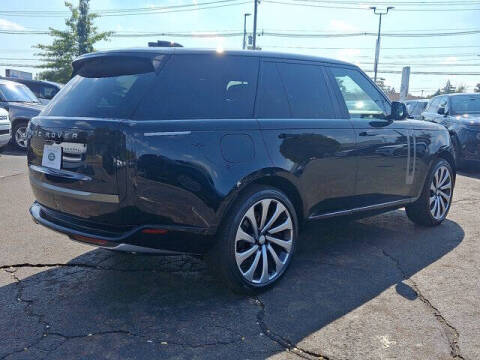 2025 Land Rover Range Rover P530 SE