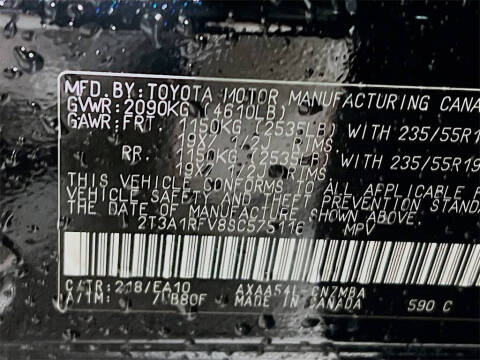 2025 Toyota RAV4 XLE Premium