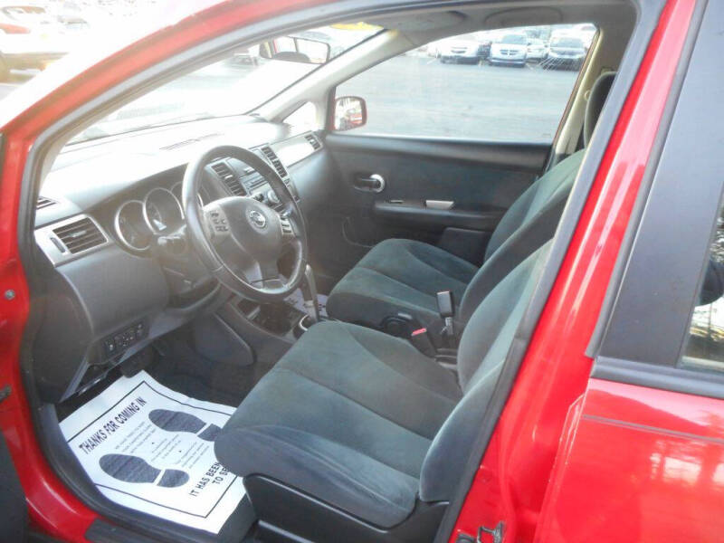 2012 Nissan Versa 1.8 SL