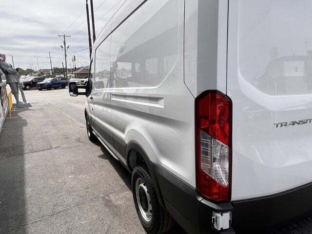 2025 Ford Transit 250