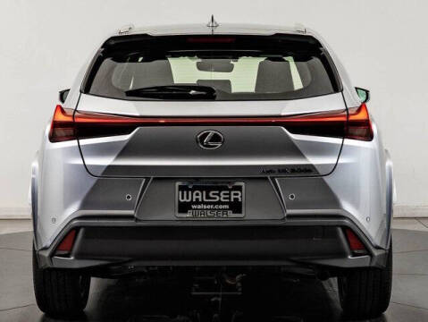 2026 Lexus UX 300h Premium