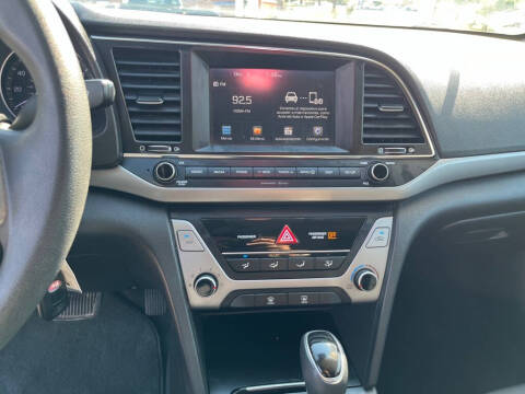 2018 Hyundai Elantra