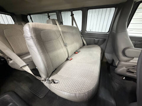 2016 Chevrolet Express LT 3500