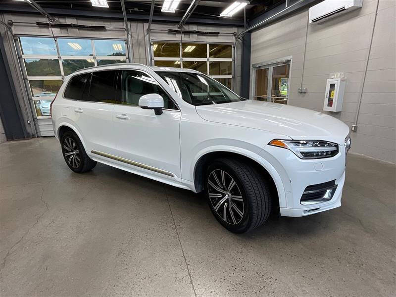 2023 Volvo XC90 B5 Plus Bright Theme