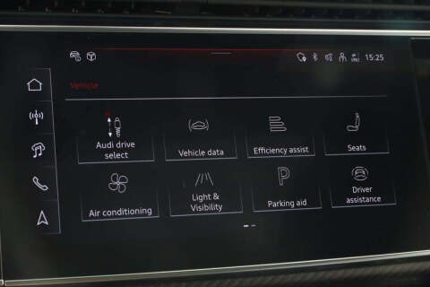 2024 Audi SQ8 4.0T quattro Premium Plus