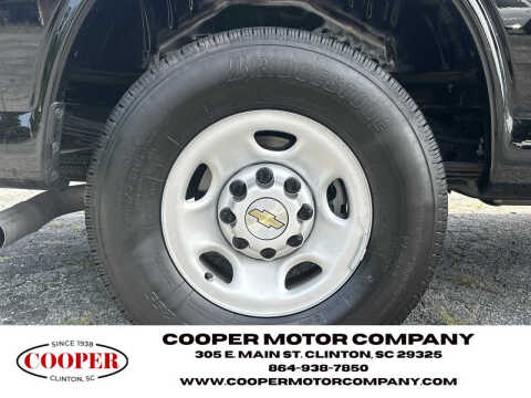 2025 Chevrolet Express LS 3500