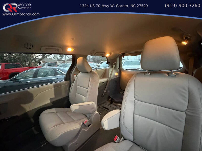 2015 Toyota Sienna