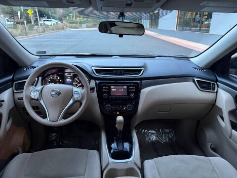 2014 Nissan Rogue SV